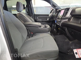 2024 Ram 2500 Big Horn Crew Cab Medium Bed - miniatura 8