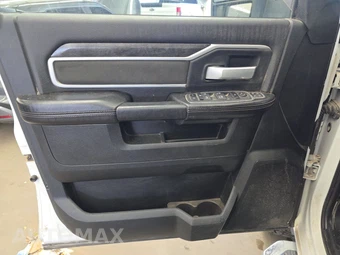 2024 Ram 2500 Big Horn Crew Cab Medium Bed - miniatura 9