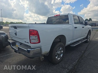 2024 Ram 2500 Big Horn Crew Cab Medium Bed - miniatura 4