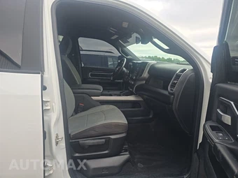 2024 Ram 2500 Big Horn Crew Cab Medium Bed - miniatura 8