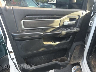 2024 Ram 2500 Big Horn Crew Cab Medium Bed - miniatura 9