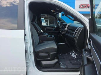 2024 Ram 2500 Big Horn Crew Cab Medium Bed - miniatura 18