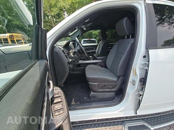 2024 Ram 2500 Big Horn Crew Cab Medium Bed - miniatura 6