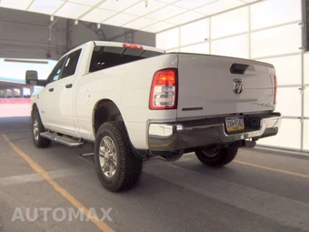 2024 Ram 2500 Big Horn Crew Cab Medium Bed - miniatura 6