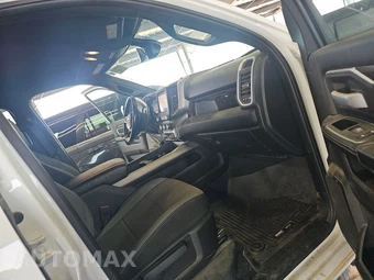 2024 Ram 2500 Big Horn Crew Cab Medium Bed - miniatura 8