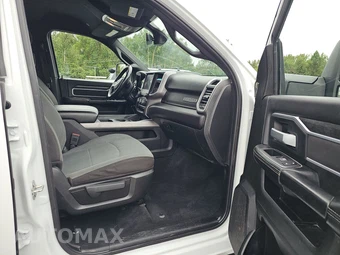2024 Ram 2500 Big Horn Crew Cab Medium Bed - miniatura 8