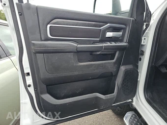 2024 Ram 2500 Big Horn Crew Cab Medium Bed - miniatura 9