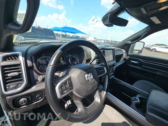 2024 Ram 2500 Big Horn Crew Cab Medium Bed - miniatura 11