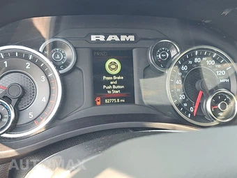 2024 Ram 2500 Big Horn Crew Cab Medium Bed - miniatura 12