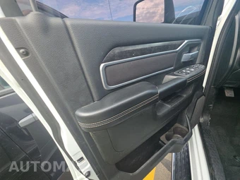 2024 Ram 2500 Big Horn Crew Cab Medium Bed - miniatura 9