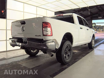 2024 Ram 2500 Big Horn Crew Cab Medium Bed - miniatura 4