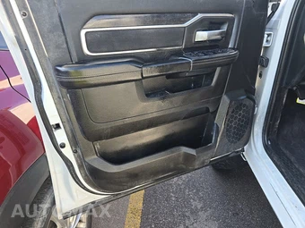 2024 Ram 2500 Big Horn Crew Cab Medium Bed - miniatura 9