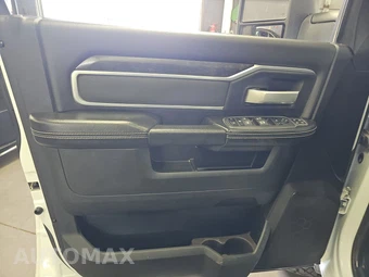 2024 Ram 2500 Big Horn Crew Cab Medium Bed - miniatura 9