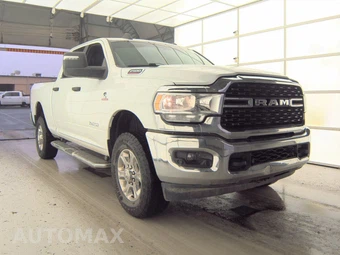 2024 Ram 2500 Big Horn Crew Cab Medium Bed - miniatura 3