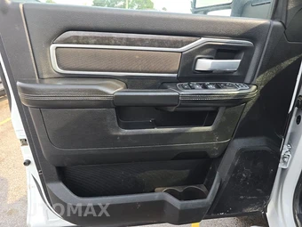 2024 Ram 2500 Big Horn Crew Cab Medium Bed - miniatura 9