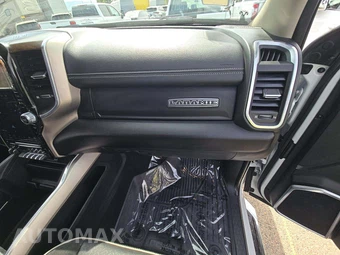 2024 Ram 2500 Laramie Crew Cab Long Bed - miniatura 19