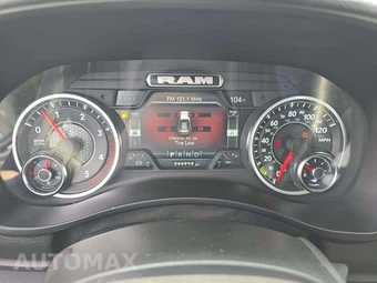 2024 Ram 2500 Laramie Crew Cab Long Bed - miniatura 9