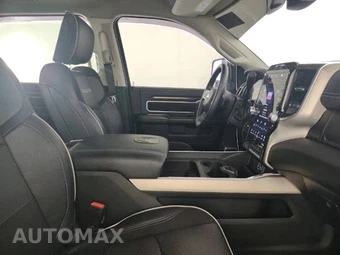 2024 Ram 2500 Laramie Crew Cab Medium Bed - miniatura 16