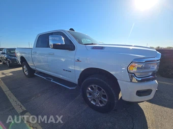 2024 Ram 2500 Laramie Crew Cab Medium Bed - miniatura 3
