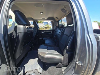 2024 Ram 2500 Laramie Crew Cab Medium Bed – miniatura 13