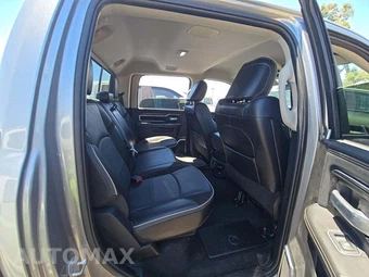 2024 Ram 2500 Laramie Crew Cab Medium Bed – miniatura 16