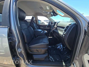 2024 Ram 2500 Laramie Crew Cab Medium Bed – miniatura 18