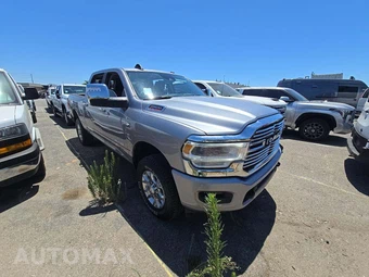 2024 Ram 2500 Laramie Crew Cab Medium Bed – miniatura 4