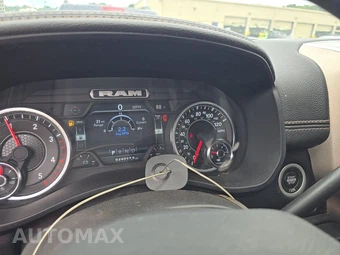 2024 Ram 2500 Laramie Crew Cab Medium Bed - miniatura 12