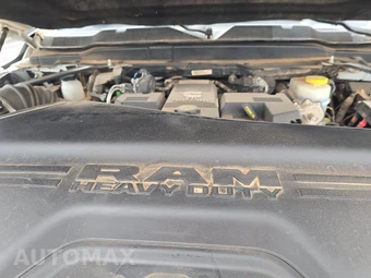 2024 Ram 2500 Laramie Crew Cab Medium Bed - miniatura 15