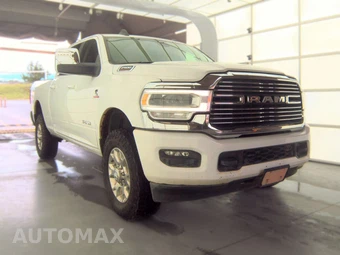 2024 Ram 2500 Laramie Crew Cab Medium Bed - miniatura 3