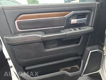 2024 Ram 2500 Laramie Crew Cab Medium Bed - miniatura 9