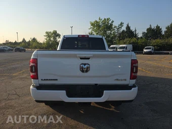 2024 Ram 2500 Laramie Crew Cab Medium Bed – miniatura 5