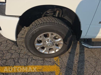 2024 Ram 2500 Laramie Crew Cab Medium Bed – miniatura 8