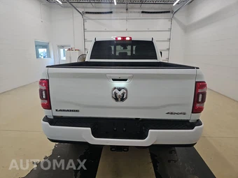 2024 Ram 2500 Laramie Crew Cab Medium Bed – miniatura 5