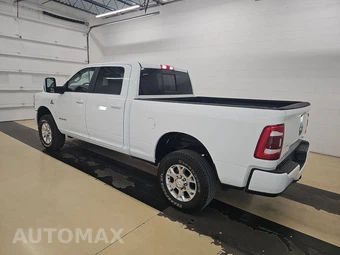2024 Ram 2500 Laramie Crew Cab Medium Bed – miniatura 6