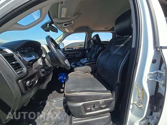 2024 Ram 2500 Laramie Crew Cab Medium Bed - miniatura 6