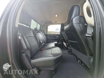2024 Ram 2500 Laramie Crew Cab Medium Bed - miniatura 16