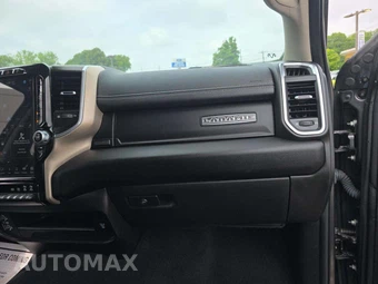 2024 Ram 2500 Laramie Crew Cab Medium Bed - miniatura 19