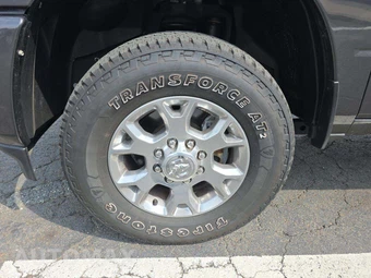 2024 Ram 2500 Laramie Crew Cab Medium Bed - miniatura 23