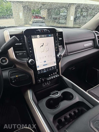2024 Ram 2500 Laramie Crew Cab Medium Bed – miniatura 10