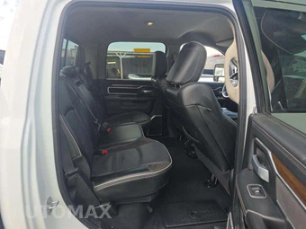 2024 Ram 2500 Laramie Crew Cab Medium Bed - miniatura 16