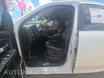 2024 Ram 2500 Laramie Crew Cab Medium Bed – miniatura 6