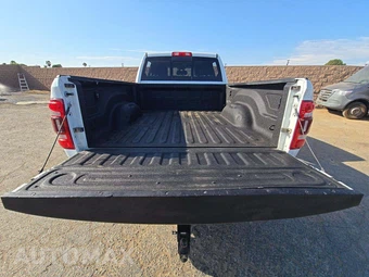 2024 Ram 2500 Laramie Crew Cab Medium Bed - miniatura 14