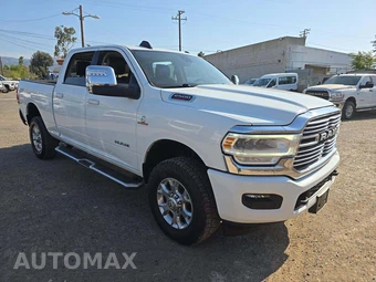 2024 Ram 2500 Laramie Crew Cab Medium Bed - miniatura 4