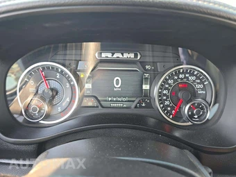 2024 Ram 2500 Laramie Crew Cab Medium Bed - miniatura 9