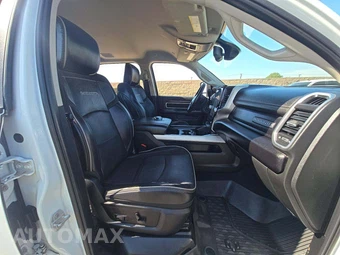 2024 Ram 2500 Laramie Crew Cab Medium Bed - miniatura 18