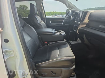 2024 Ram 2500 Laramie Crew Cab Medium Bed - miniatura 8