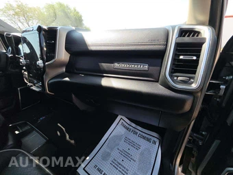 2024 Ram 2500 Laramie Crew Cab Medium Bed - miniatura 19