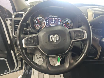 2024 Ram 2500 Laramie Crew Cab Medium Bed - miniatura 10