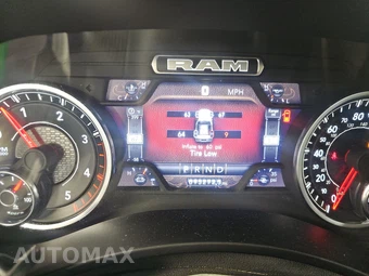 2024 Ram 2500 Laramie Crew Cab Medium Bed - miniatura 12